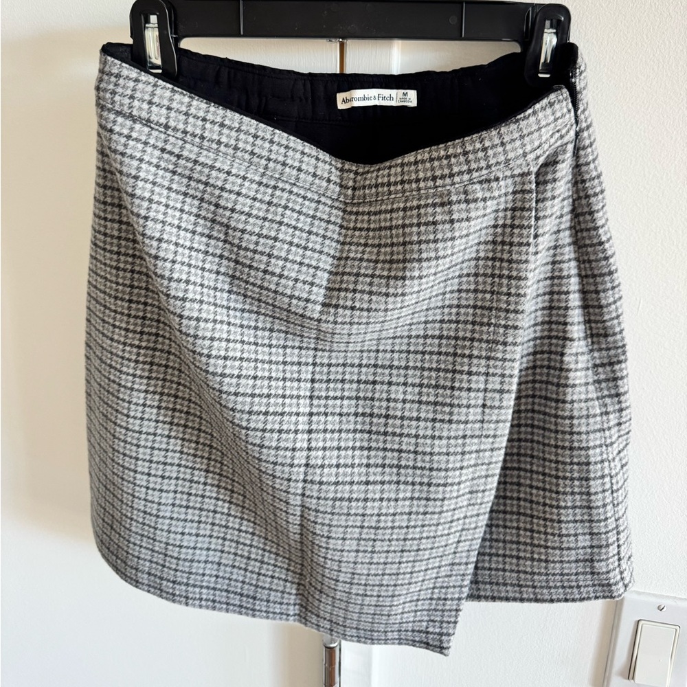 Abercrombie plaid skirt